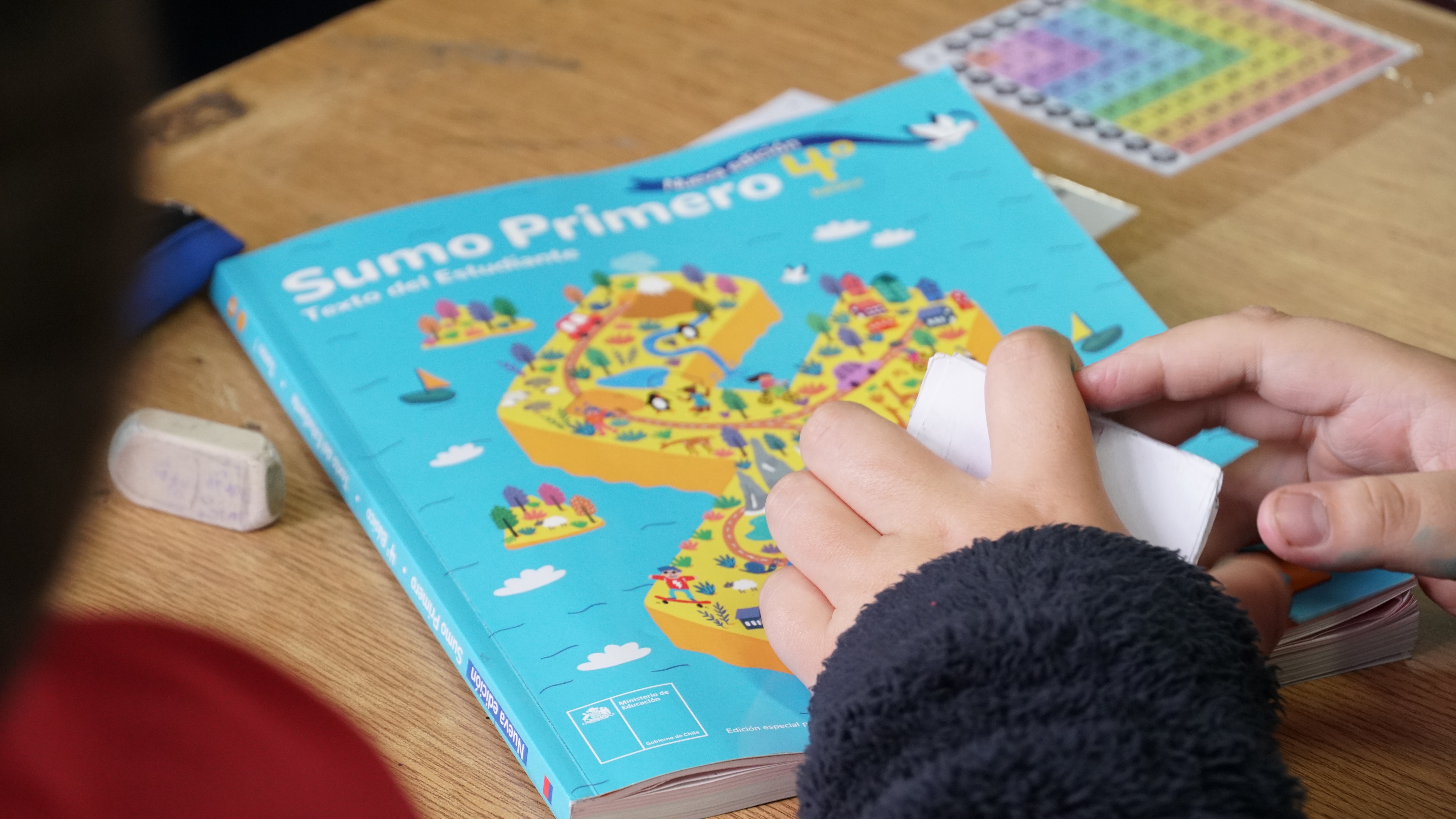 Slep apuesta por método japonés para enseñar matemáticas en colegios